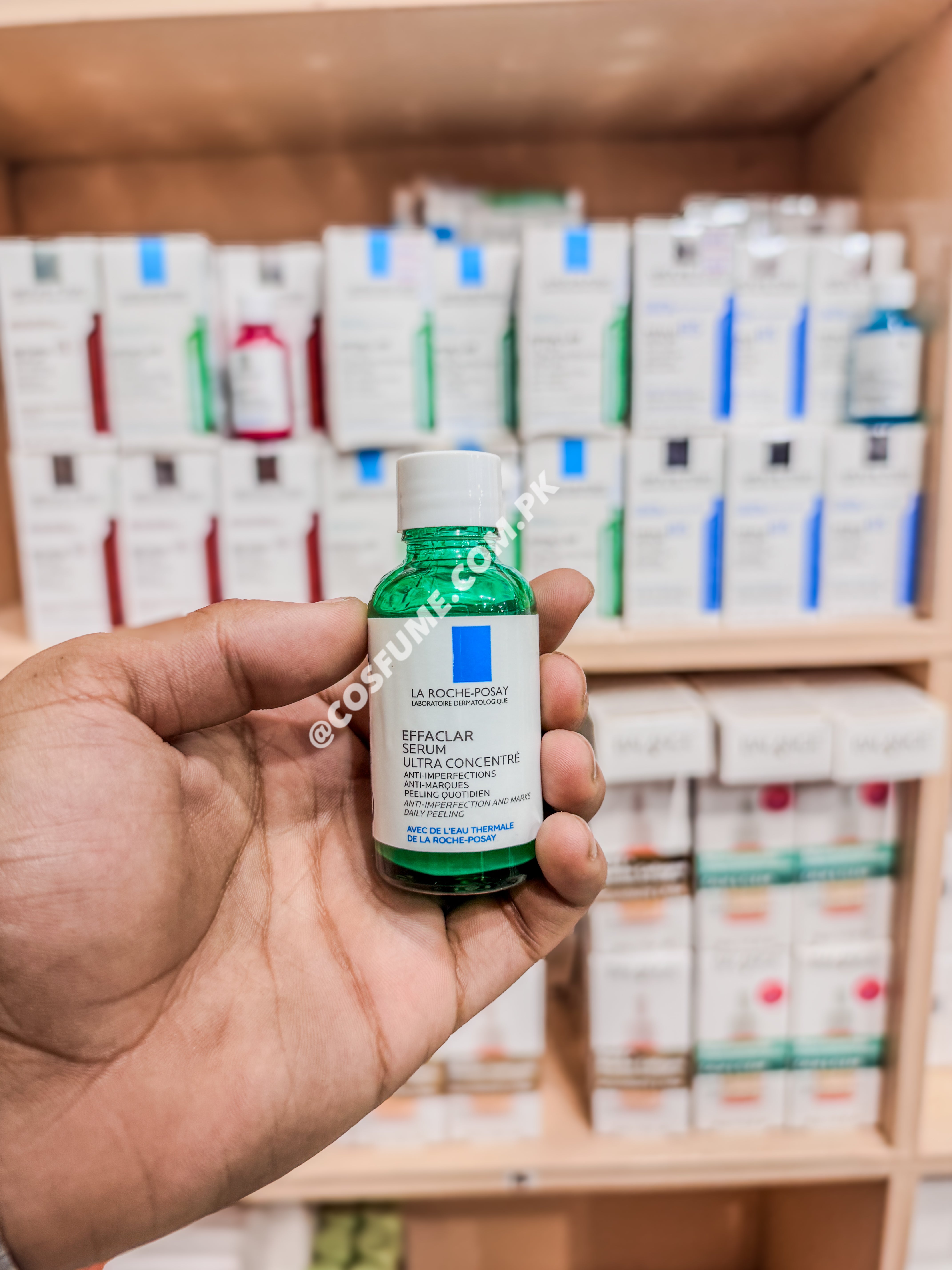 LA ROCHE-POSAY EFFACLAR SERUM

Blemish-Fighting ✨ + Anti-Aging 🧬 Power for Oily, Acne-Prone Skin