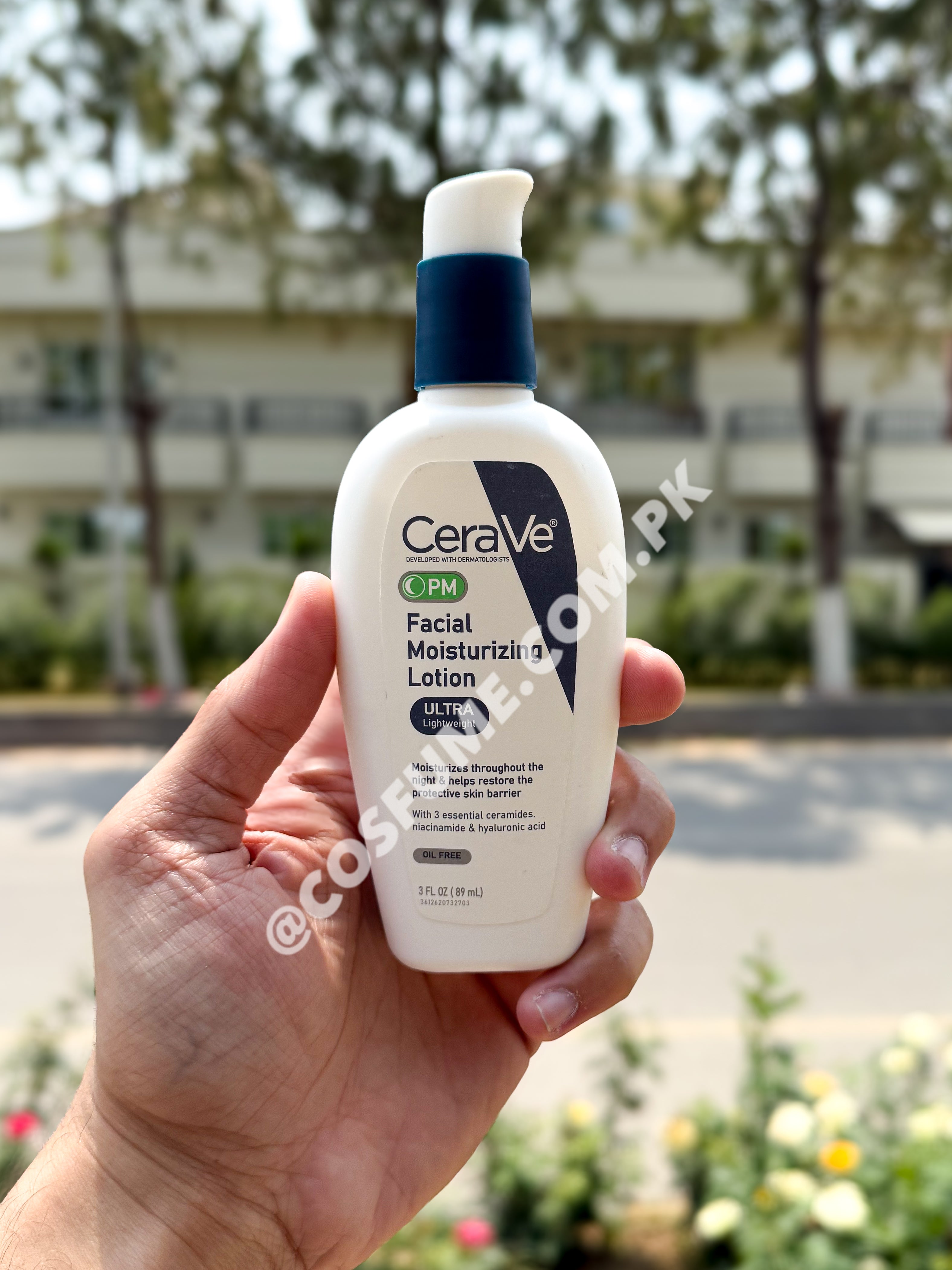 CeraVe PM Lightweight Facial Moisturising Lotion